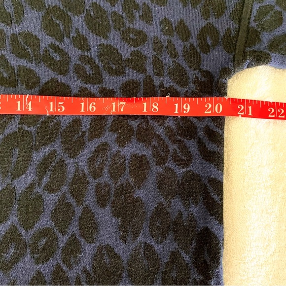 HOBBS London Cashmere blend Leopard Knit Sweater Dress - Picture 8 of 13